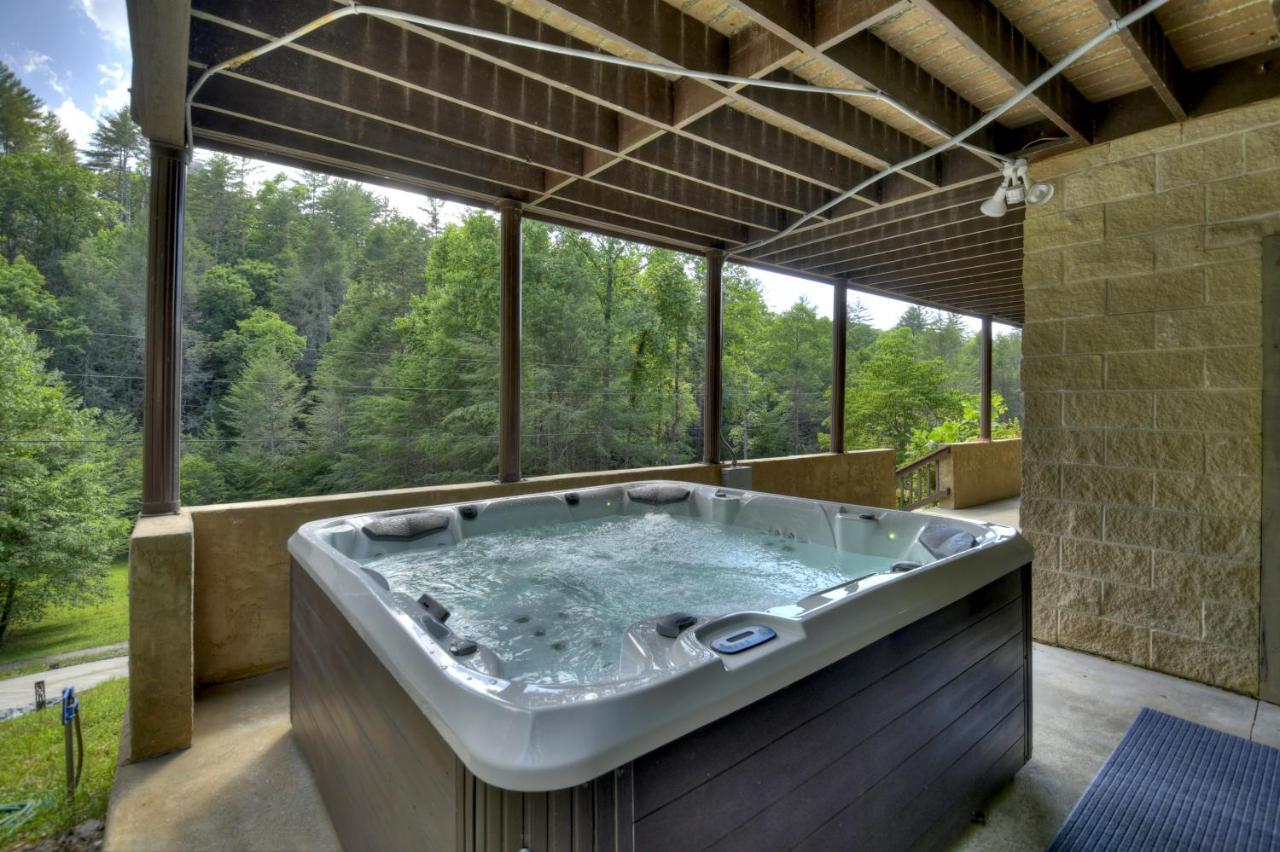 The Chariot - Creek Front With Hottub, Fire Pits, Billiards, Ev Charger - Sandalwood Stays Блу-Ридж Экстерьер фото